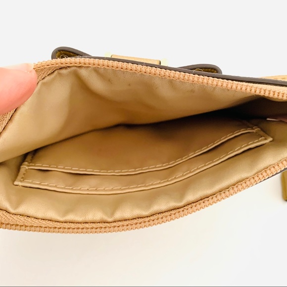 Coach Leather Wristlet Gold Good Condition - Picture 4 of 8